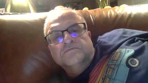 alankrieski1174 online show from 11/09/25, 05:17