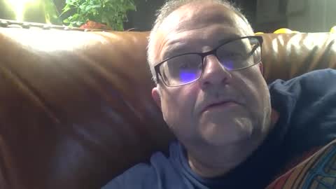 alankrieski1174 online show from 11/16/25, 05:46