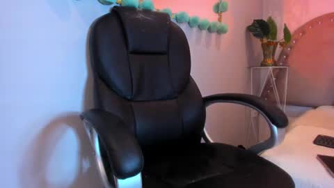 alanna_blaze online show from 10/17/25, 12:41