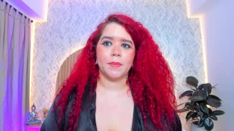 Snapshot of alanna_hank chatting on 12/12/24, 06:57 Alanna online show from 12/12/24, 06:57