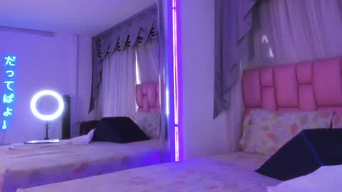 albaandthayron online show from 12/14/24, 12:12