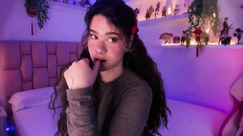 albaandthayron online show from 02/21/25, 12:17