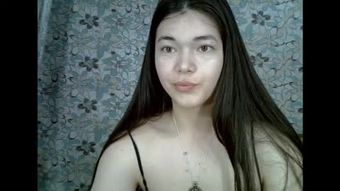 Snapshot of albi_glow chatting on 10/10/25, 02:32 Albi online show from 10/10/25, 02:32