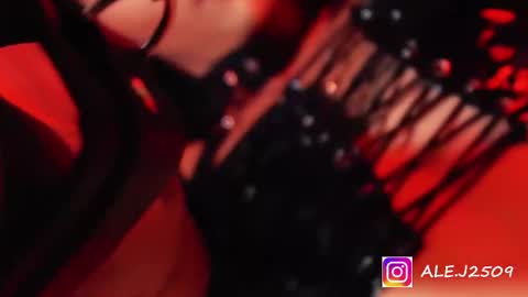 Snapshot of ale_2509 chatting on 11/09/25, 12:47 Ale online show from 11/09/25, 12:47