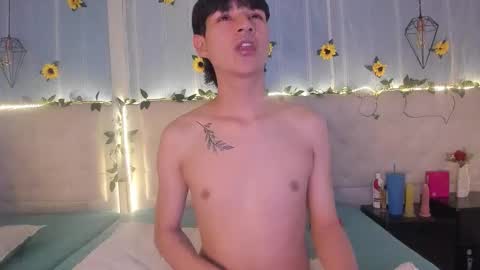 ale_aurarashi online show from 11/06/25, 02:34