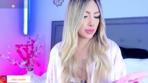 ALE LOVE online show from 10/17/25, 01:20