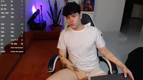 Snapshot of alec_spencer chatting on 09/09/25, 01:16 alec online show from 09/09/25, 01:16