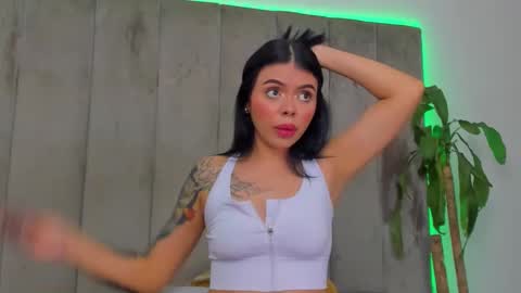 Snapshot of alegra_brown chatting on 03/08/25, 02:12 Alegra Brown online show from 03/08/25, 02:12