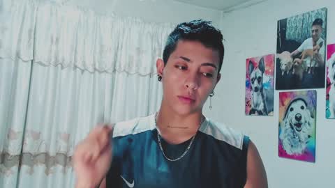 Alejandra online show from 12/02/24, 06:43