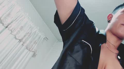 Alejandra online show from 12/04/24, 03:48