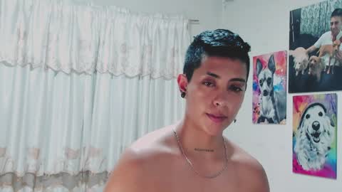 Alejandra online show from 12/04/24, 06:55