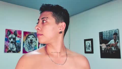 Alejandra online show from 02/11/25, 09:03