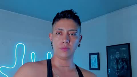 Alejandra online show from 10/05/25, 03:05
