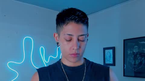 Alejandra online show from 10/24/25, 01:46