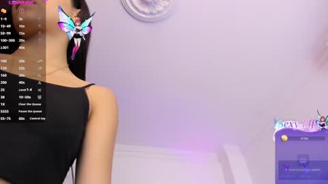 Snapshot of alejaa___ chatting on 12/13/24, 11:23 Alejandra online show from 12/13/24, 11:23