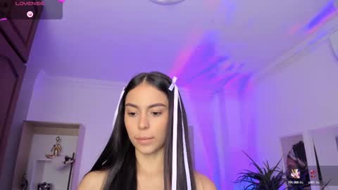 Snapshot of alejaa___ chatting on 03/12/25, 02:23 Alejandra online show from 03/12/25, 02:23