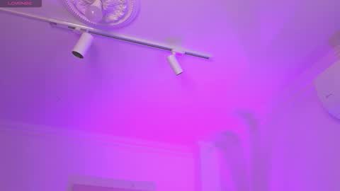 Alejandra online show from 11/17/25, 11:05