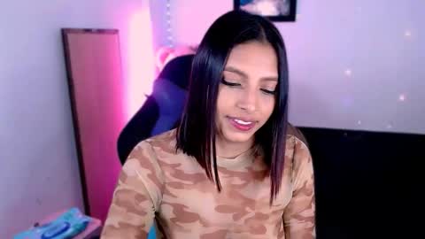 Aleja Harker  online show from 10/17/25, 03:20