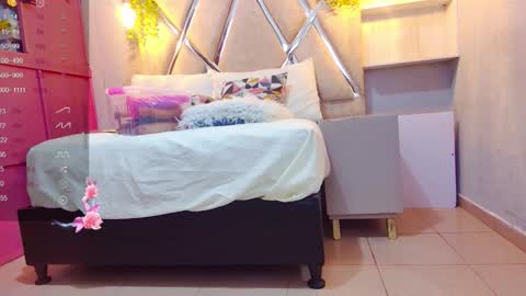 Snapshot of alejandra_martinss chatting on 11/15/25, 03:04 alejandra martins online show from 11/15/25, 03:04