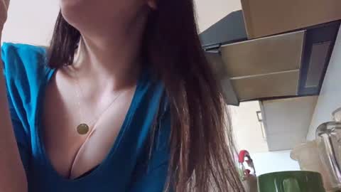Snapshot of alejandradelaney chatting on 01/24/25, 12:10 alejandradelaney online show from 01/24/25, 12:10