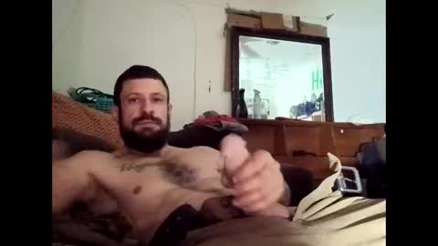 Snapshot of alejandroblunt chatting on 11/20/25, 08:47 humpty online show from 11/20/25, 08:47