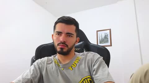 alejandroo_7 online show from 12/29/24, 08:04