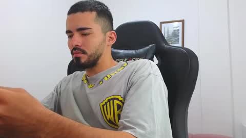 alejandroo_7 online show from 03/07/25, 07:27