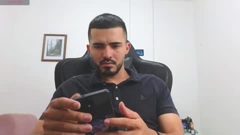 alejandroo_7 online show from 11/20/25, 08:08