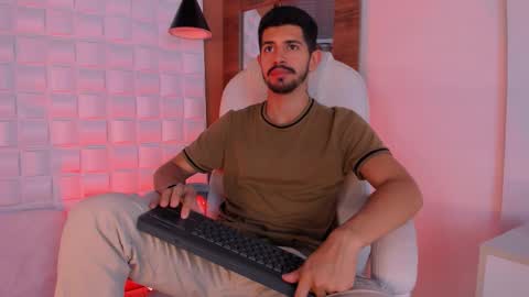 Alejo  online show from 10/19/25, 03:40