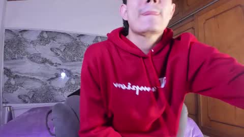 alejo_gray1 online show from 11/20/25, 07:13