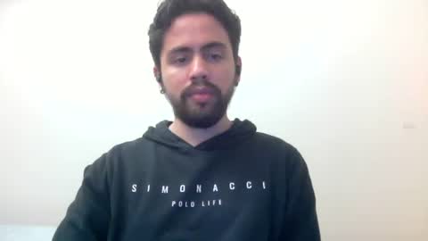 Snapshot of alejo_shy chatting on 11/04/25, 01:48 alejo_shy online show from 11/04/25, 01:48