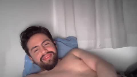 Snapshot of alejo_shy chatting on 11/11/25, 06:24 alejo_shy online show from 11/11/25, 06:24