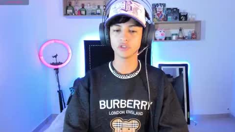 Snapshot of alejoo_storms chatting on 11/11/25, 08:14 alejo online show from 11/11/25, 08:14