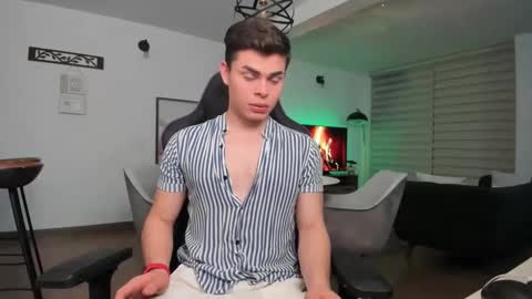 ONLYFANS Alejoo twink online show from 03/01/25, 05:20