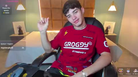 ALejoo Saenz online show from 10/28/25, 07:05