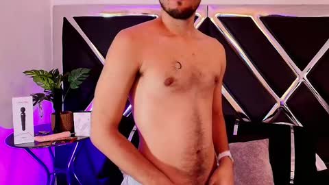 Alek online show from 10/08/25, 05:10