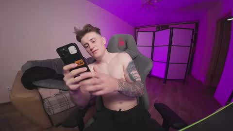 Alex and Linar online show from 11/13/25, 01:48