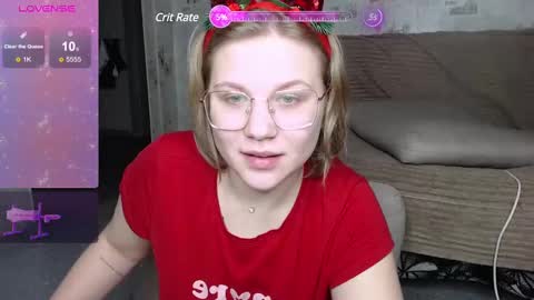 Snapshot of aleksaflirt chatting on 12/25/24, 07:56 Aleksa online show from 12/25/24, 07:56
