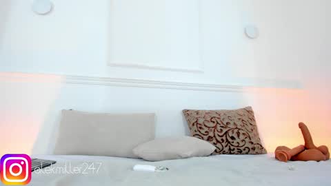 Aleksandra  online show from 03/10/25, 03:30