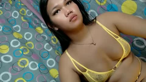 Snapshot of alena_sanggre69 chatting on 01/19/25, 07:37 Kimmygirl online show from 01/19/25, 07:37