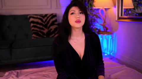 alenacapricious online show from 11/06/25, 06:09