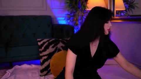 alenacapricious online show from 11/14/25, 06:06