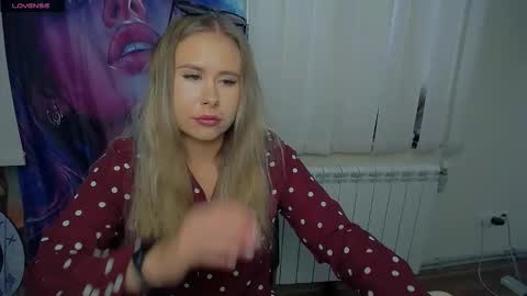 Snapshot of alenagessi_ chatting on 09/17/25, 10:06 Alena online show from 09/17/25, 10:06