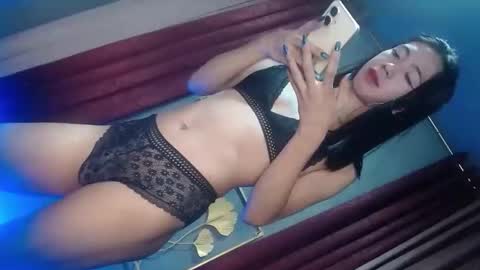 Alesha online show from 10/19/25, 10:54