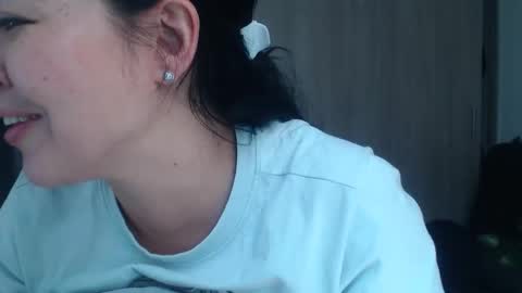 Snapshot of aleska__bell chatting on 09/13/25, 03:23 Aleska online show from 09/13/25, 03:23