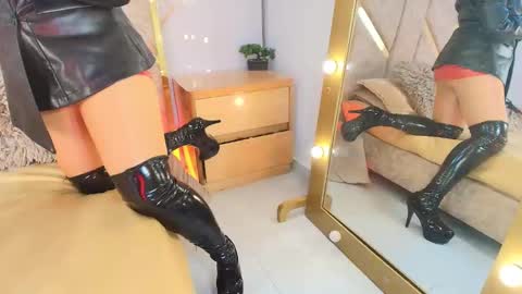 ALESKADUTH  online show from 11/19/25, 09:20