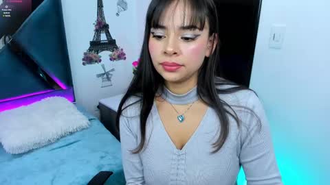 Snapshot of alessandraa_ferri_ chatting on 03/06/25, 01:27 Alessandra online show from 03/06/25, 01:27