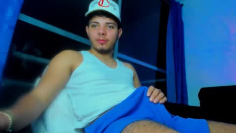 Snapshot of alessandro__777 chatting on 10/04/25, 06:11 Alessandro online show from 10/04/25, 06:11