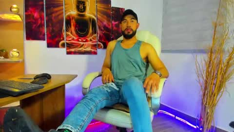 Snapshot of alessandro__wye chatting on 01/11/25, 08:00 ALESSANDRO WYE online show from 01/11/25, 08:00
