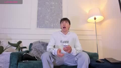 Alessandro Dybala online show from 10/09/25, 12:03